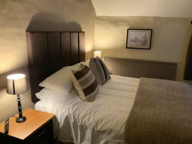 Swan & Talbot Inn เวเทอร์บี ภายนอก รูปภาพ